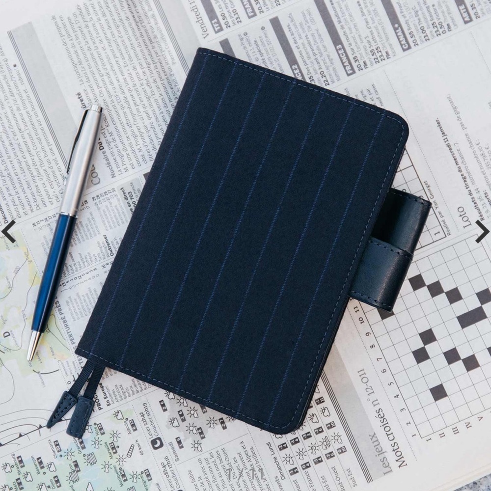 Gentle Stripe
A6 Size (fits Planner and Original)